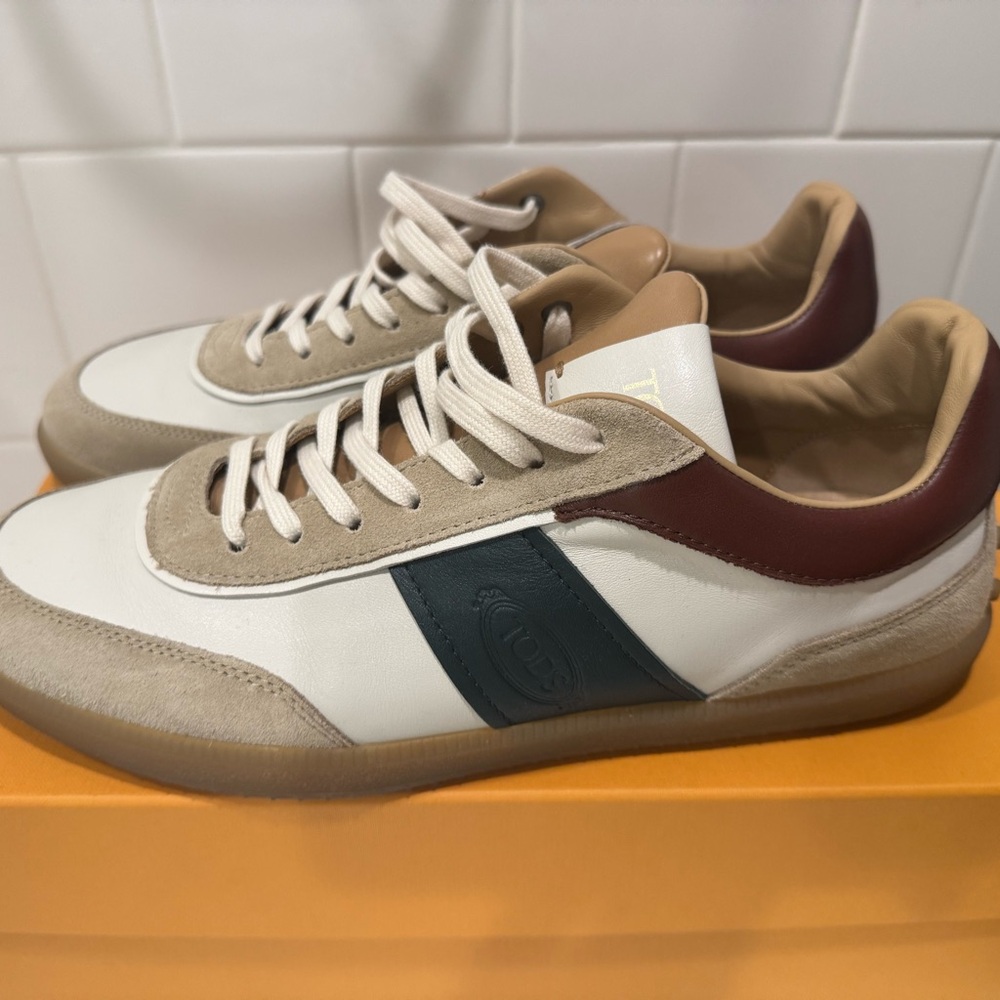 Tod's White and Green Sneakers with Classic Design